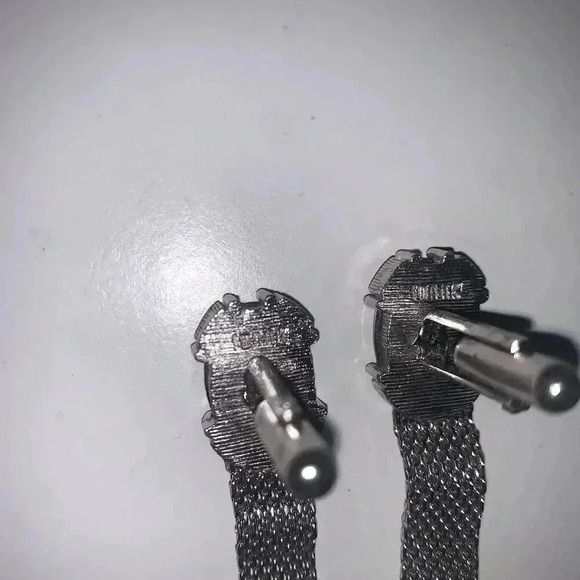 Vintage SWANK 1.25" Silver Tone Smoky Quartz Wrap Around Mesh Cufflinks. - Picture 9 of 11